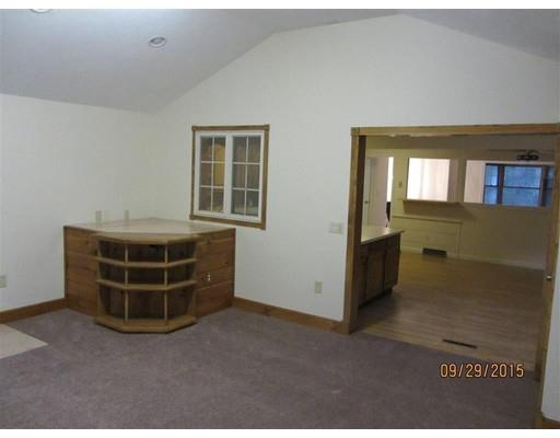 93 Ash St, Townsend, MA 01469 photo 7