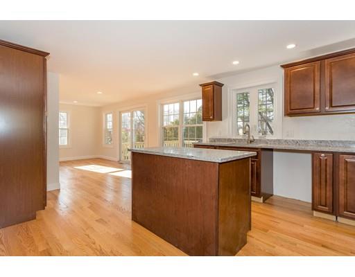 21 Curtis Rd, Canton, MA 02021 photo 5