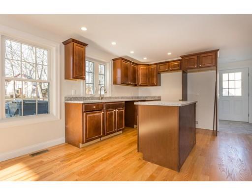 21 Curtis Rd, Canton, MA 02021 photo 4