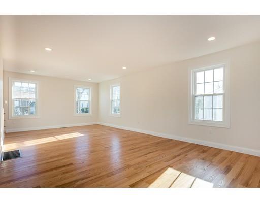 21 Curtis Rd, Canton, MA 02021 photo 2