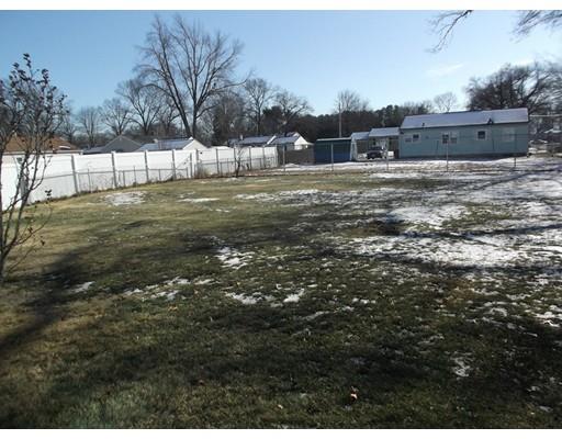 75 Warwick Rd, Chicopee, MA 01020 photo 11