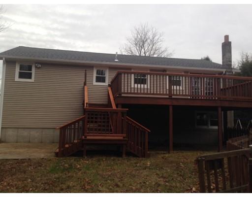 15 Malden Dr, Webster, MA 01570 photo 2