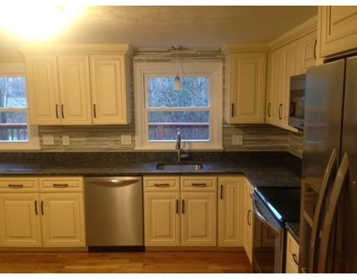 15 Malden Dr, Webster, MA 01570 photo 4