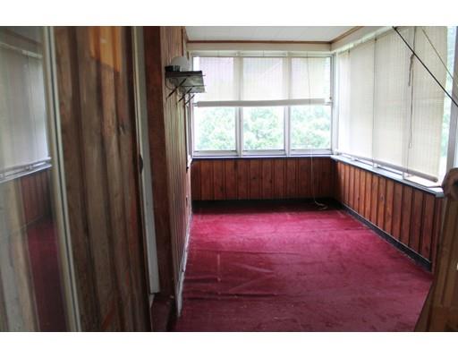32 Saint James Cir, Springfield, MA 01104 photo 18