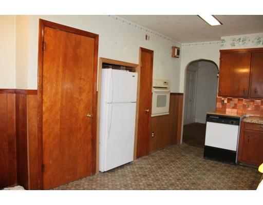 32 Saint James Cir, Springfield, MA 01104 photo 10