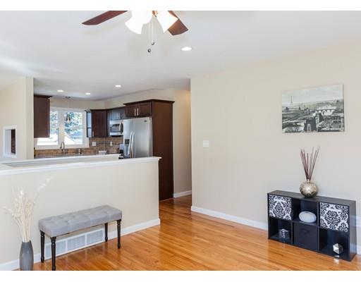 36 Ellendale Cir, Springfield, MA 01128 photo 6