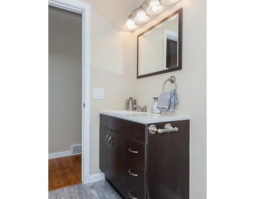 36 Ellendale Cir, Springfield, MA 01128 photo 18