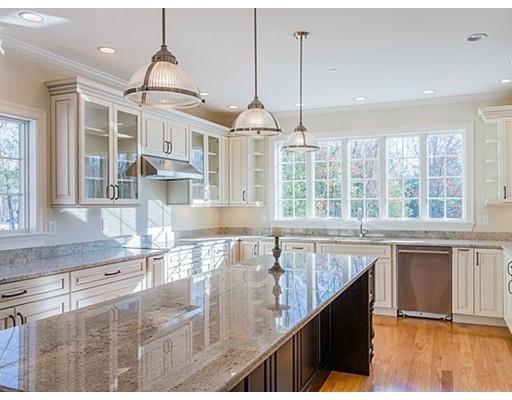 100 Ogunquit Rd, North Andover, MA 01845 photo 4