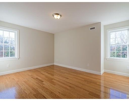 100 Ogunquit Rd, North Andover, MA 01845 photo 23