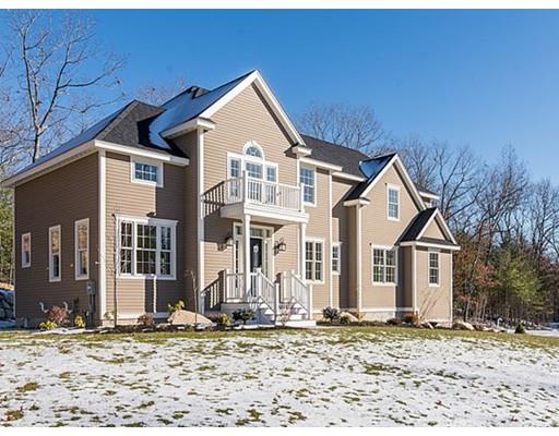 100 Ogunquit Rd, North Andover, MA 01845 photo 1