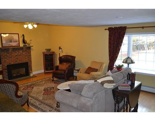 345 Park St, Wrentham, MA 02093 photo 2