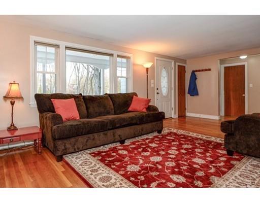 27 Dustin Rd, Reading, MA 01867 photo 9