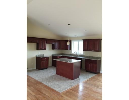 37 Clarkson St, Fall River, MA 02723 photo 2