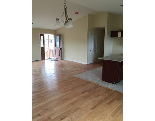 37 Clarkson St, Fall River, MA 02723 photo 5