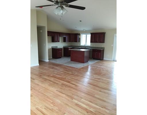 37 Clarkson St, Fall River, MA 02723 photo 3