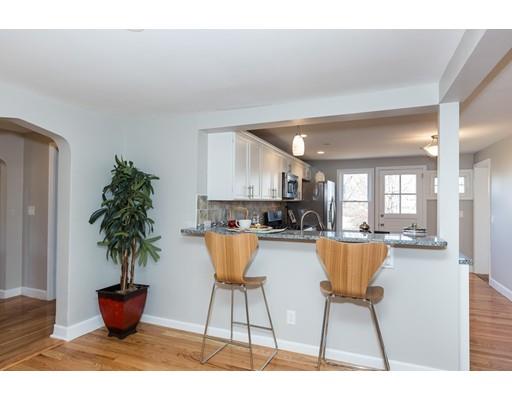 54 Oregon St, Springfield, MA 01118 photo 7