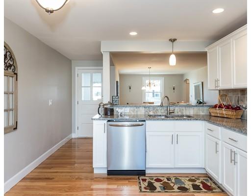 54 Oregon St, Springfield, MA 01118 photo 5