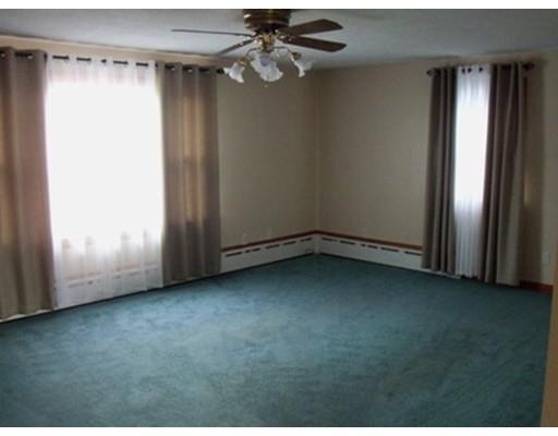 74 Kempton St, Fall River, MA 02724 photo 4