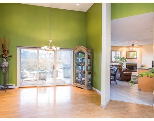 7 Spring St, Ludlow, MA 01056 photo 5