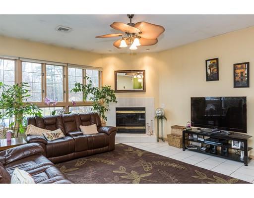 7 Spring St, Ludlow, MA 01056 photo 9