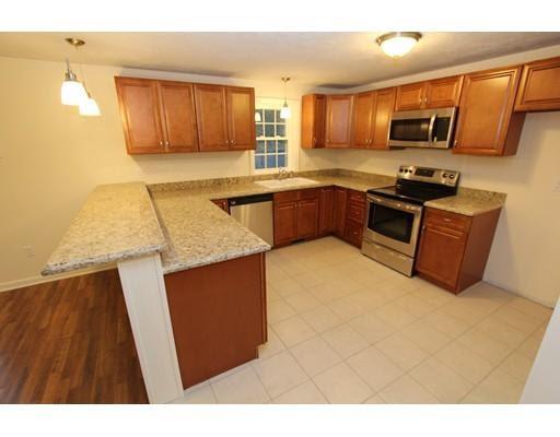 9 Bittersweet Blvd, Worcester, MA 01607 photo 2