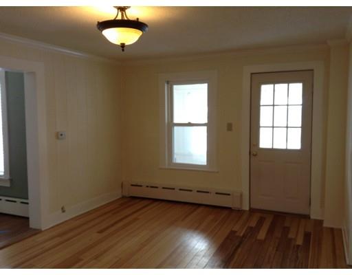 28 Everett St, Easthampton, MA 01027 photo 7