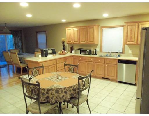 103 Granite St, Worcester, MA 01604 photo 2