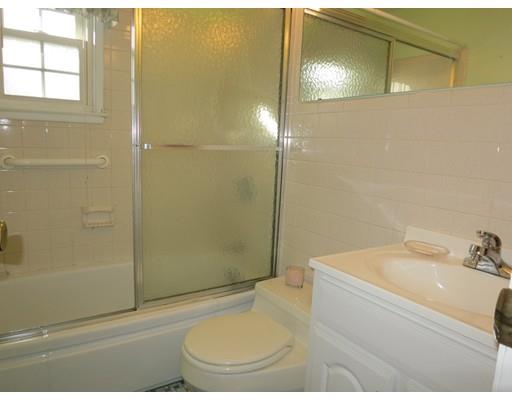 116 Corcoran Blvd, Springfield, MA 01118 photo 10