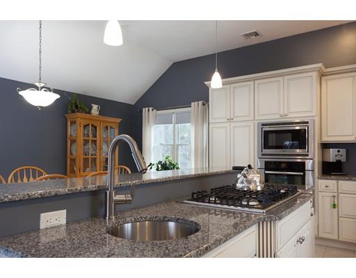 200 Temi Rd, Raynham, MA 02767 photo 4