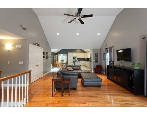 200 Temi Rd, Raynham, MA 02767 photo 6