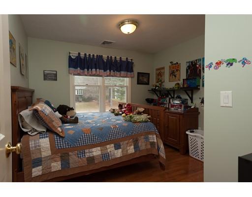 200 Temi Rd, Raynham, MA 02767 photo 12