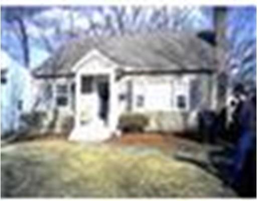 225 Chalmers St, Springfield, MA 01118 photo 1