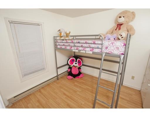 90 Parkerview St, Springfield, MA 01129 photo 13
