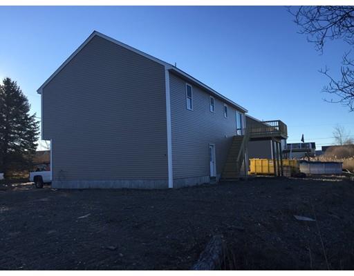 79 Frederick St, Fall River, MA 02721 photo 4