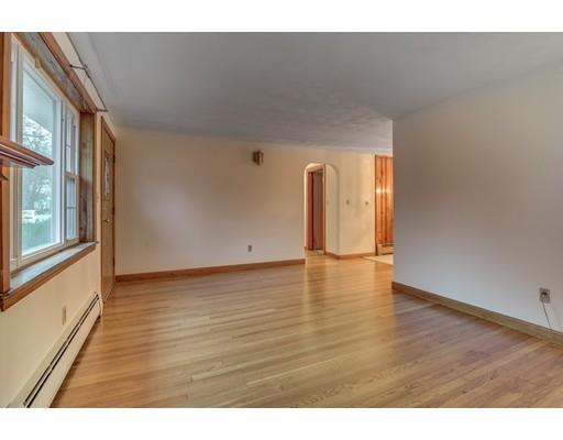 6 Eisenhower Ave, Beverly, MA 01915 photo 8