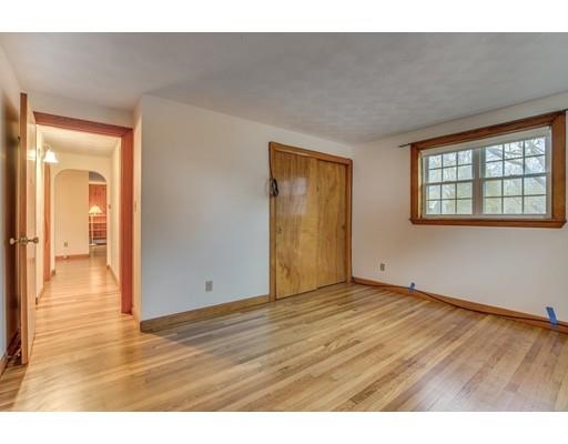 6 Eisenhower Ave, Beverly, MA 01915 photo 12