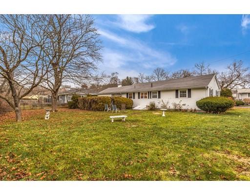 6 Eisenhower Ave, Beverly, MA 01915 photo 4