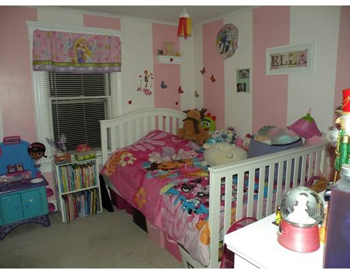 114 Brunswick St, Springfield, MA 01108 photo 12