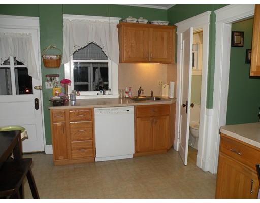 114 Brunswick St, Springfield, MA 01108 photo 8