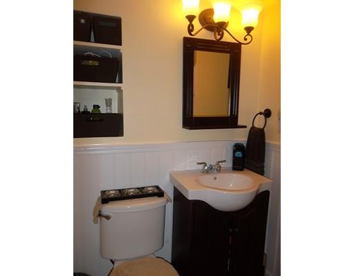 16 Parker Dr, Wareham, MA 02571 photo 9