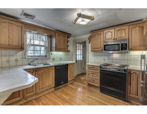 23 Oakhurst Cir, Needham, MA 02492 photo 16