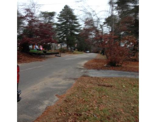 14 Leisure Ln, East Wareham, MA 02538 photo 2