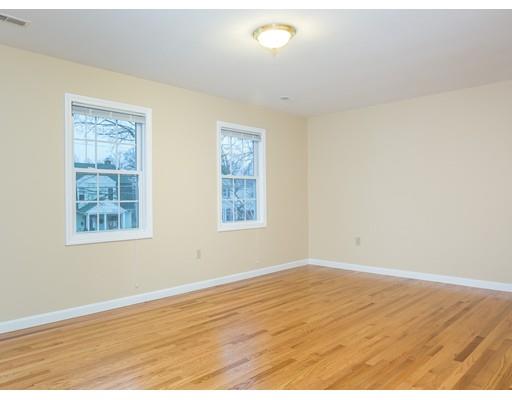 92 Upton St, Springfield, MA 01104 photo 21