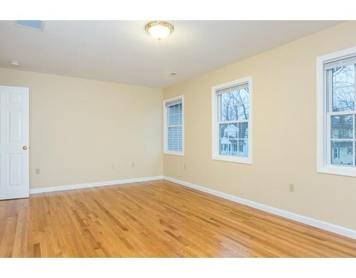 92 Upton St, Springfield, MA 01104 photo 22