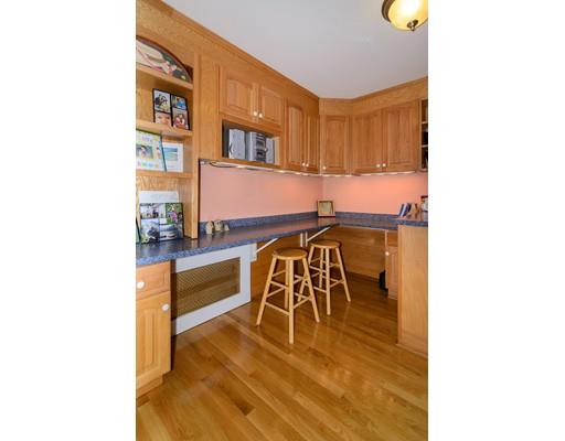 22 Howe Rd, Needham, MA 02492 photo 9