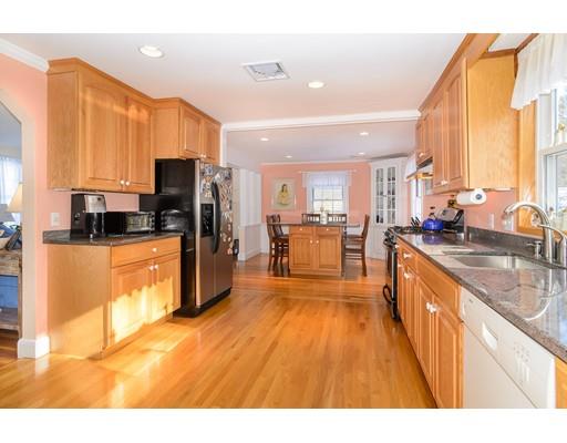 22 Howe Rd, Needham, MA 02492 photo 6