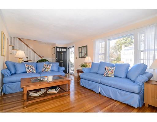 22 Howe Rd, Needham, MA 02492 photo 2