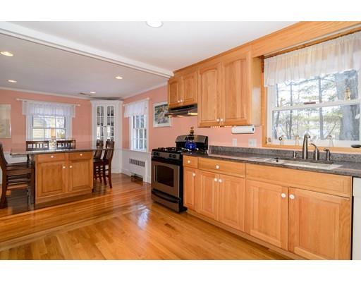 22 Howe Rd, Needham, MA 02492 photo 7