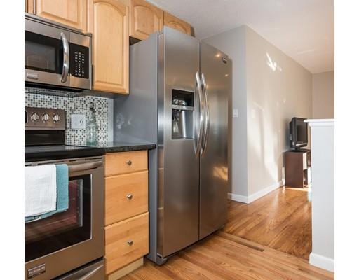 54 Ellendale Cir, Springfield, MA 01128 photo 14
