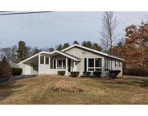 54 Ellendale Cir, Springfield, MA 01128 photo 2